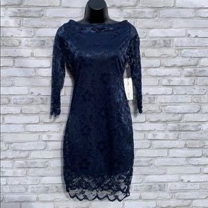 🤍 NWT Navy Open Back Lace Dress 🤍